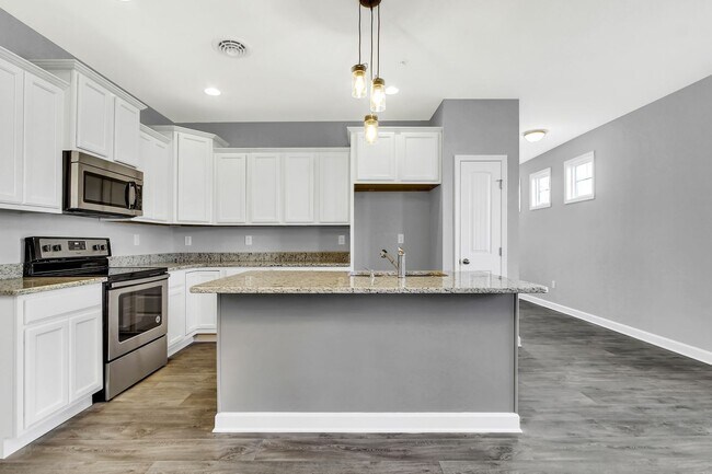 Foto del edificio - 2 br, 2 bath House - 214 S. CENTER STREET