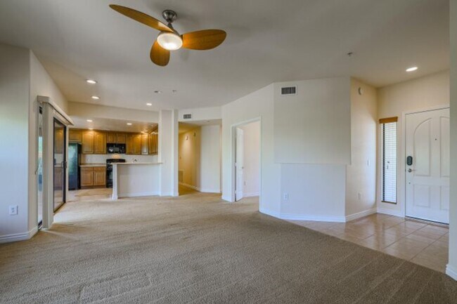 Foto del edificio - 21320 N 56th St