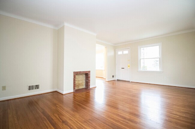 Foto del edificio - 2814 Gunckel Blvd