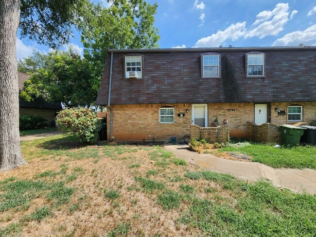 Building Photo - 7604 Bridges Ave