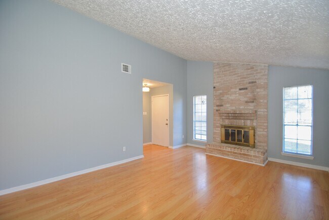Building Photo - 22819 Capitol Landing Ln