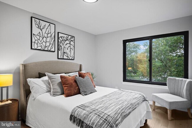 Foto del edificio - 3114 Berry Rd NE