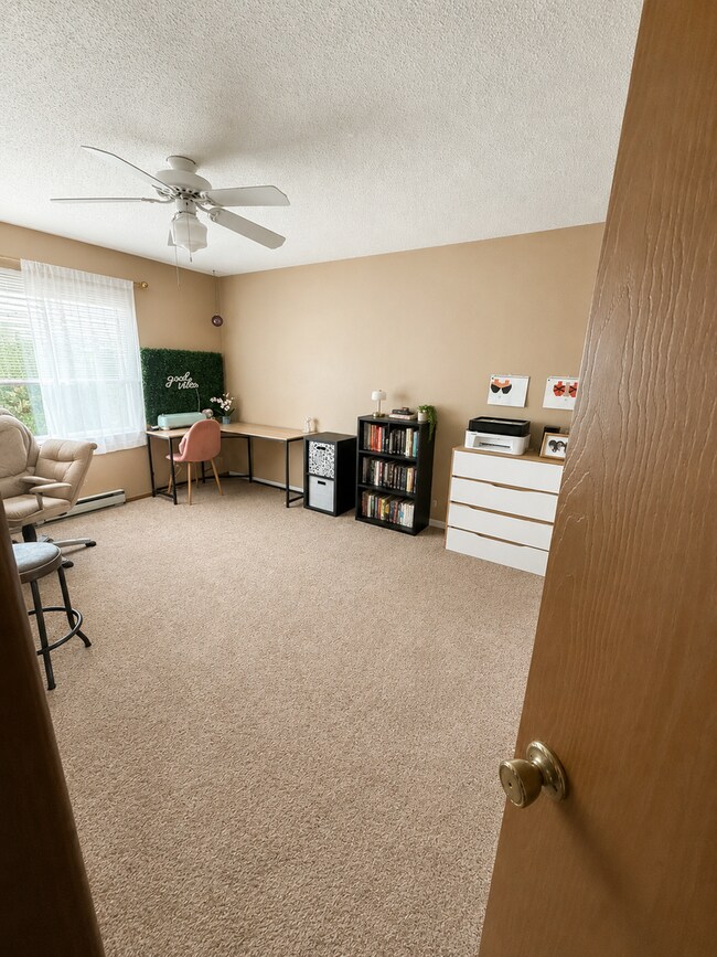 Foto del edificio - 1040 Terrace Dr