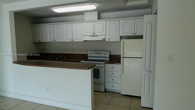 Foto del edificio - 4420 NW 79th Ave