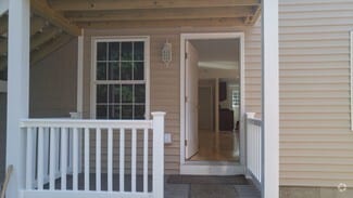 Building Photo - 28 Old Pine Hill Rd