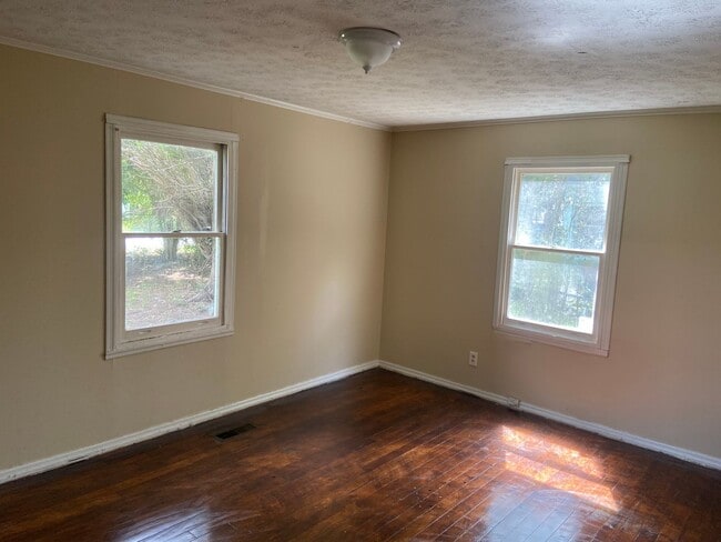Building Photo - **UPCOMING**2 Bedroom / 1 Bathroom Home for Rent in East Columbus***