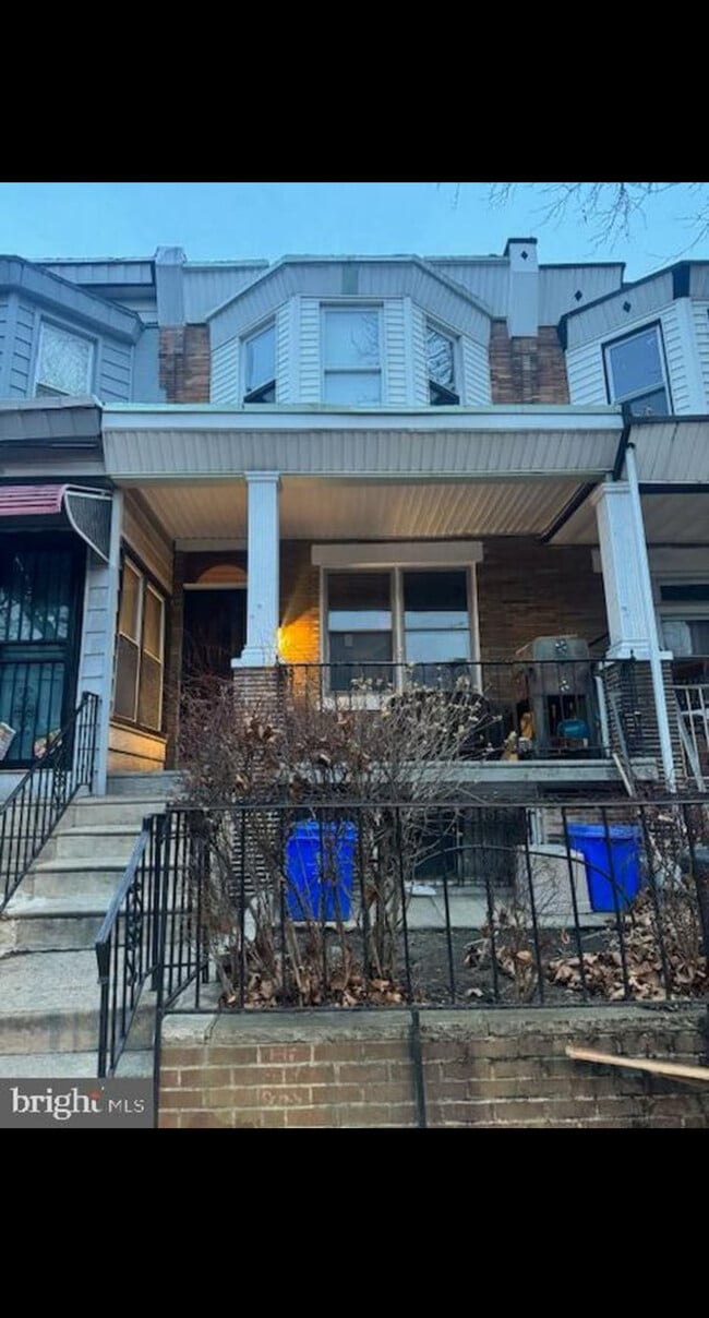 Building Photo - 3111 N 24th St