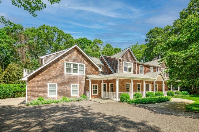 Building Photo - 113 Northside Dr