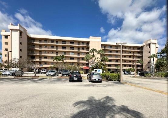 Primary Photo - 7770 Tahiti Ln