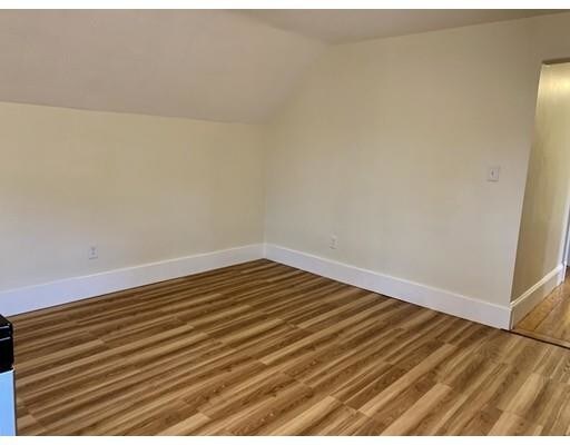 Building Photo - 72 Rockland St