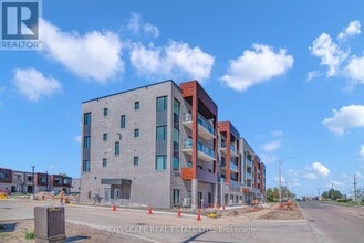 Building Photo - 408 Dundas St S