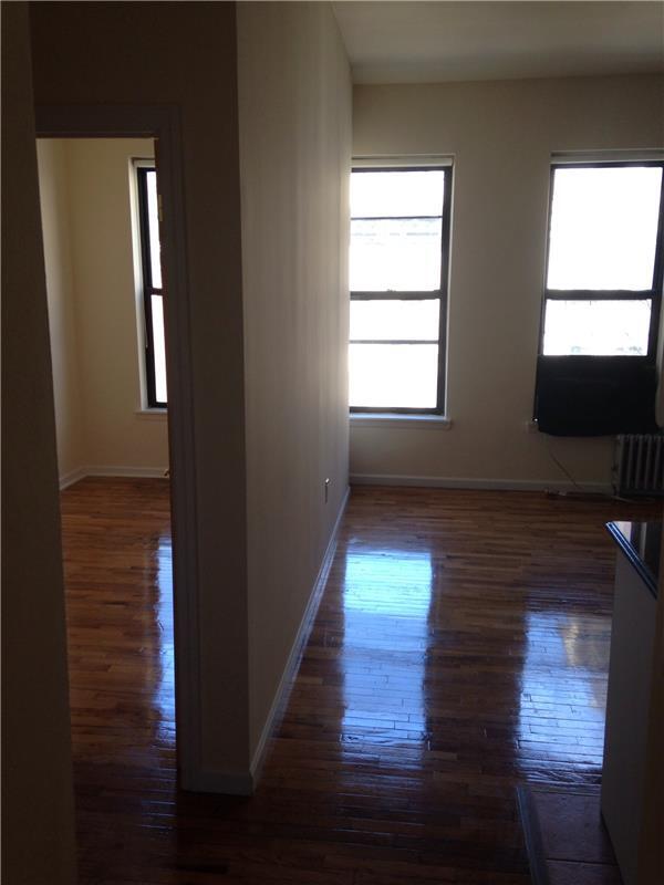 Foto del edificio - 30 West 83rd Street