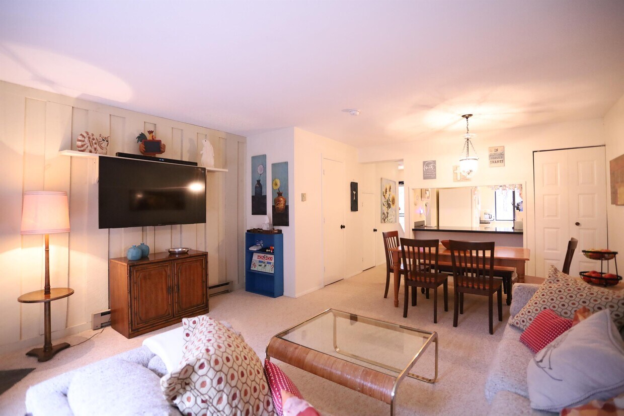 18 Windsor Hill Way, Waterville Valley, NH 03215 Townhome Rentals in