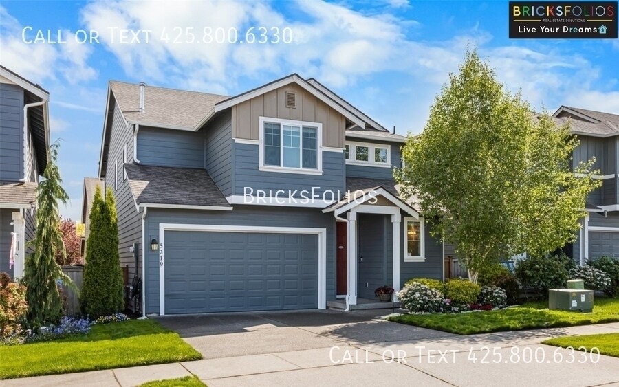 Primary Photo - Captivating Rental Home in Summerwalk, Lac...