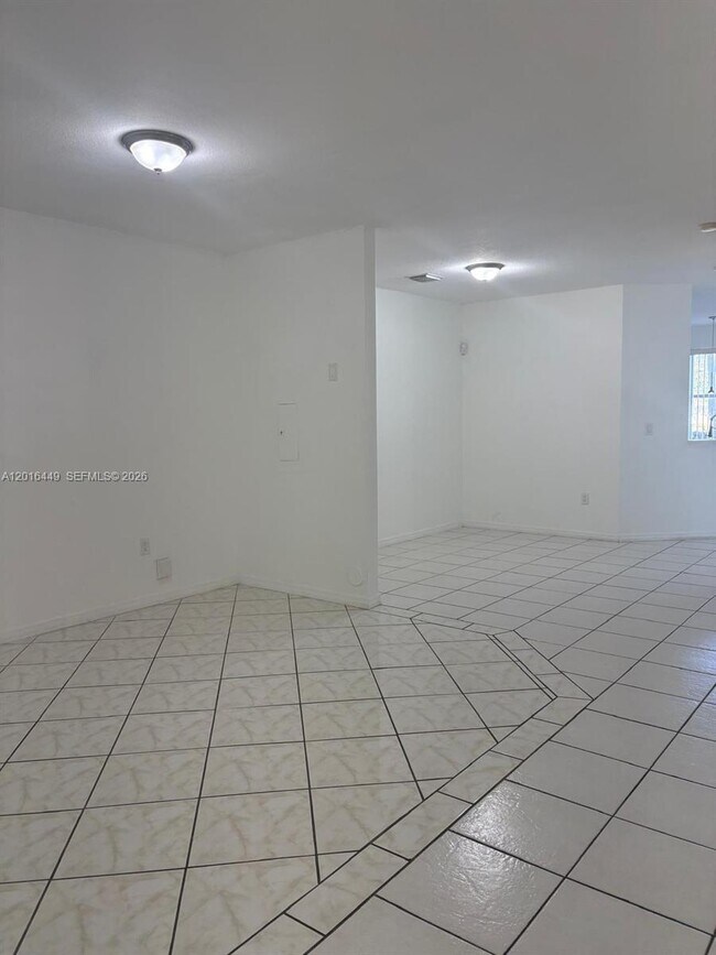 Building Photo - 8525 SW 165th Pl