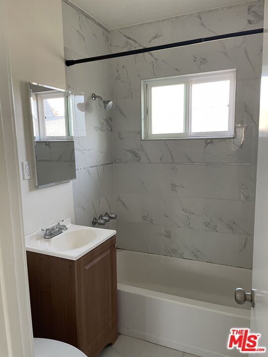 Building Photo - 1963 17th St