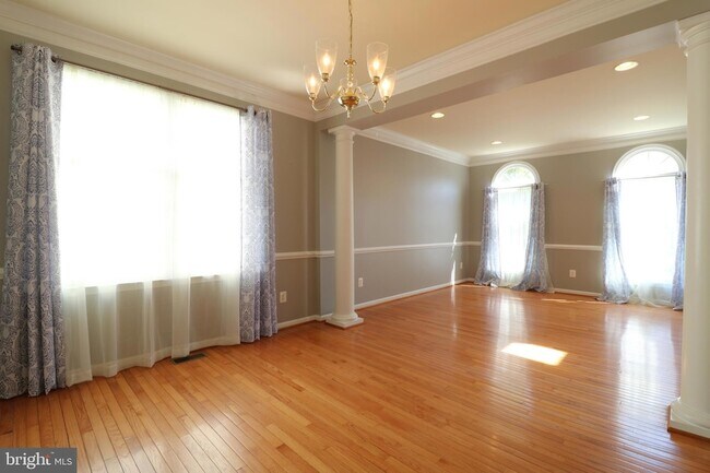 Building Photo - 25497 Carrington Dr