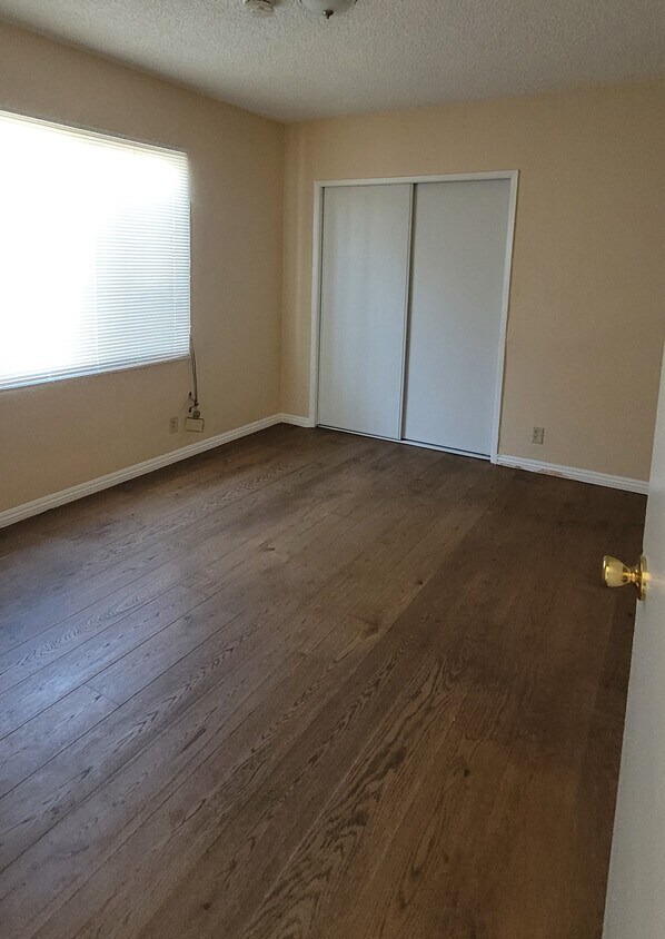 Foto del edificio - 155 E 97th St