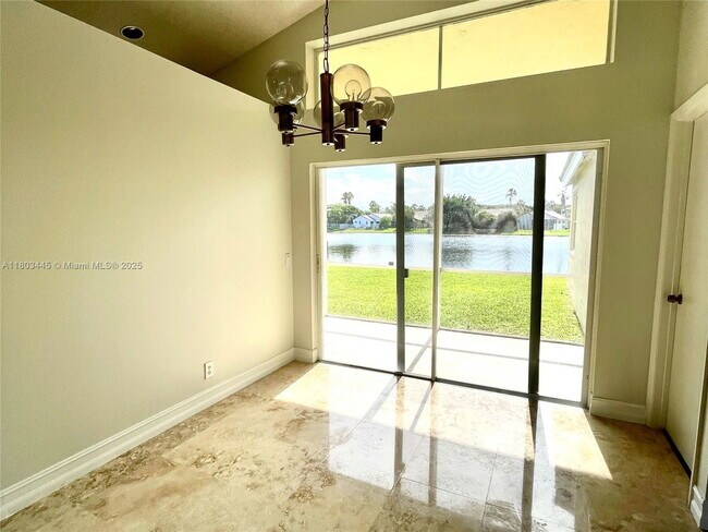 Foto del edificio - 808 Stanton Dr