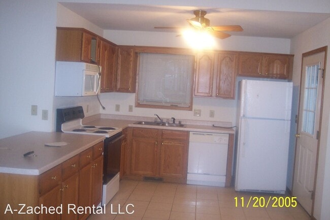 Building Photo - 4 br, 2 bath House - 1403 Glenview Lane