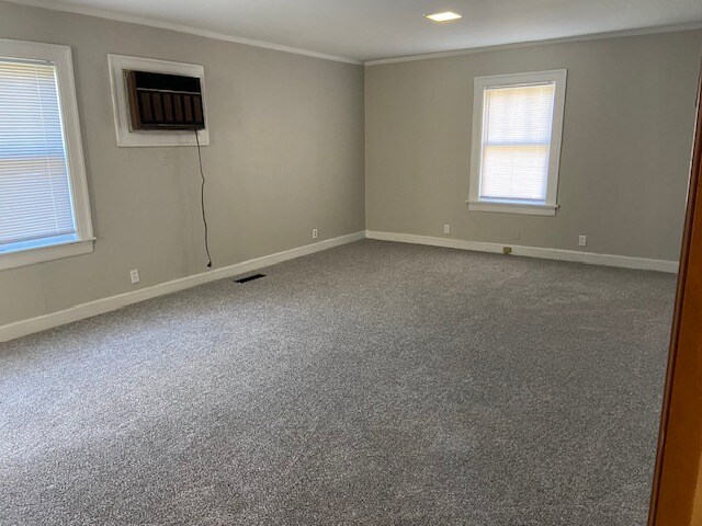 Foto del edificio - 1810 Jordan Ave