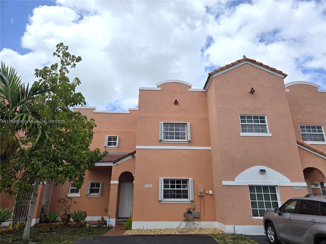 Primary Photo - 12423 NW 7th Ln