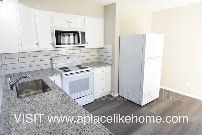 Foto del edificio - 912 S Edgebrook Ln