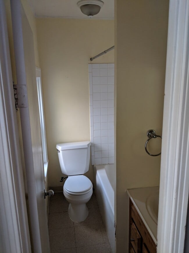 Bathroom - 133 e Montana st