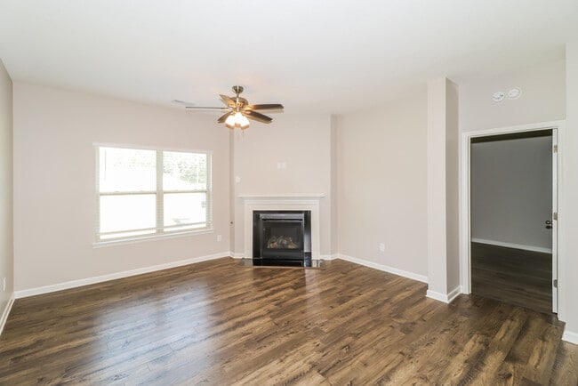 Building Photo - 415 Beau Tisdale Dr