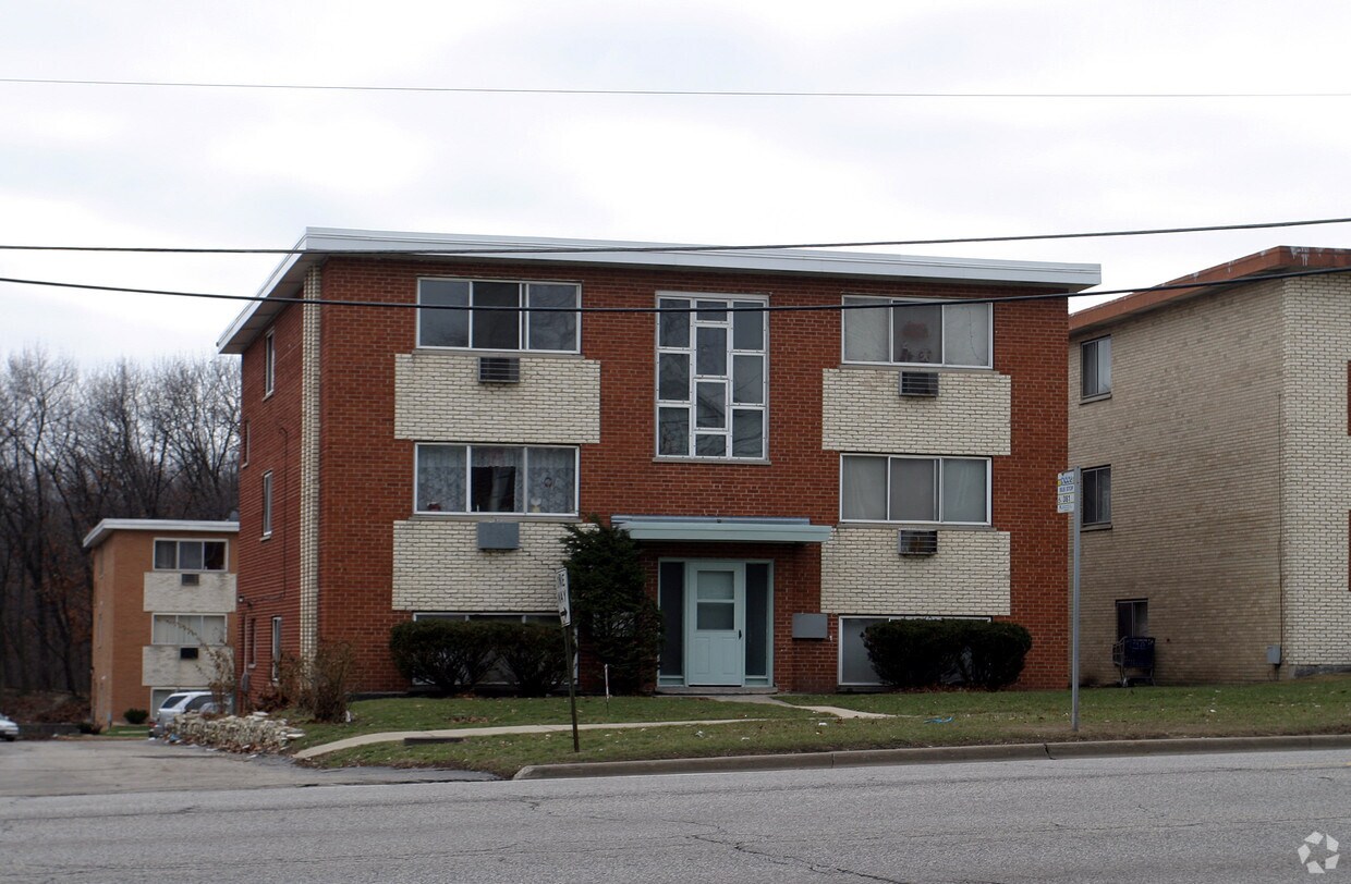 Primary Photo - 8433 W 95th St
