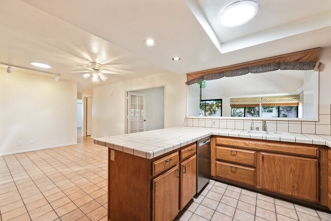 Building Photo - 741 Danica Pl