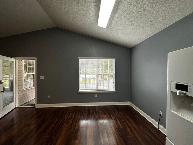 Building Photo - 5323 Tallapoosa Road - Great Northwest Fam...