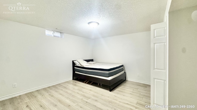 Building Photo - 11 Saddlewood Dr