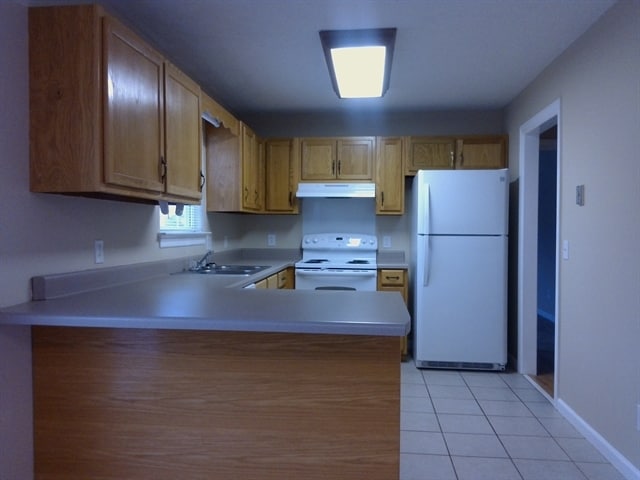 Building Photo - 3438 Meadowhill Drive