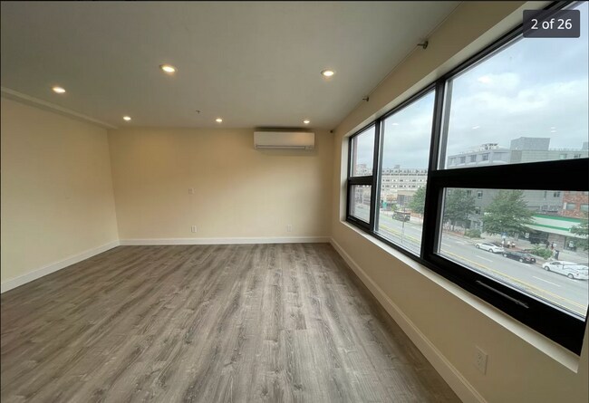 Foto del edificio - Allston Commonwealth Ave Luxury 1bed / 1bath near Boston University - No Broker Fee - Modern Loft...