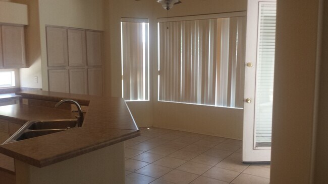 Foto del edificio - 20660 N 41st Ave