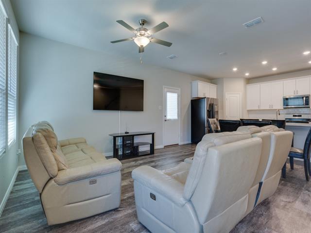 Foto del edificio - 4107 Bullwhip Creek Ln