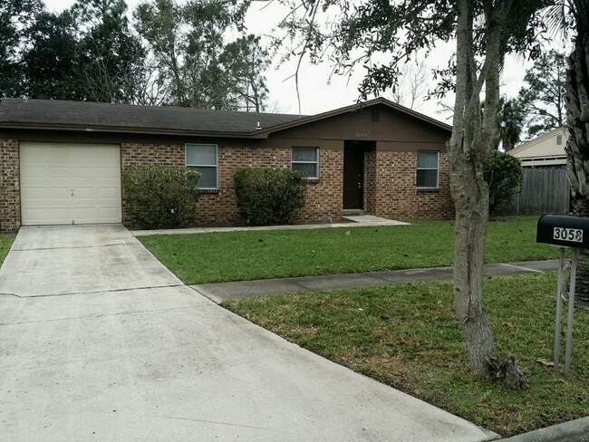 Building Photo - 3058 Mangrove Avenue