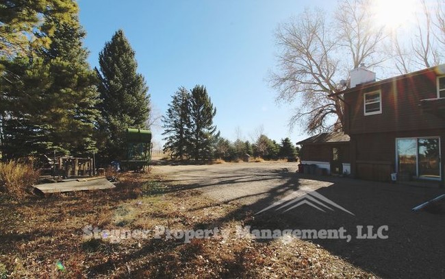 Building Photo - Nice Horse Property On Acreage