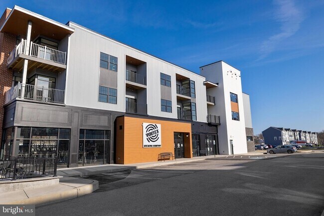 Foto del edificio - 170 Cambridge Blvd