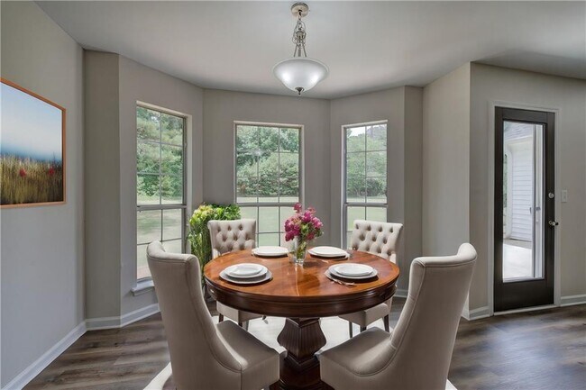 Foto del edificio - 4100 Chanticleer Dr NW