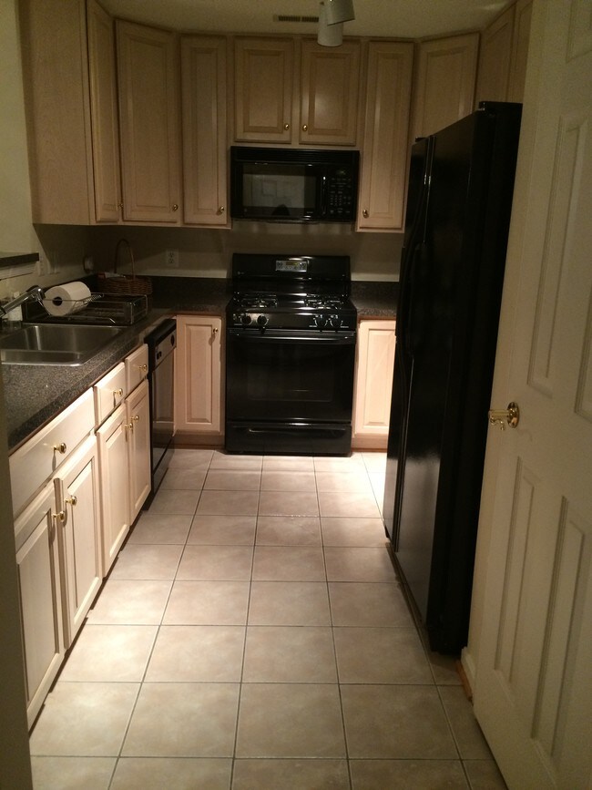 Foto del edificio - 621 N St Asaph St