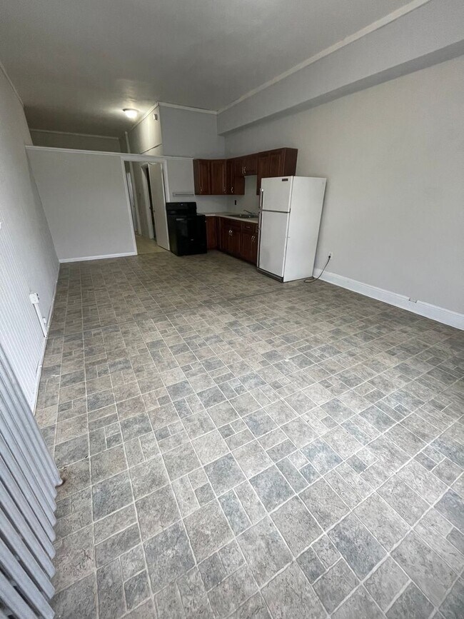 Building Photo - 7 S Belvidere