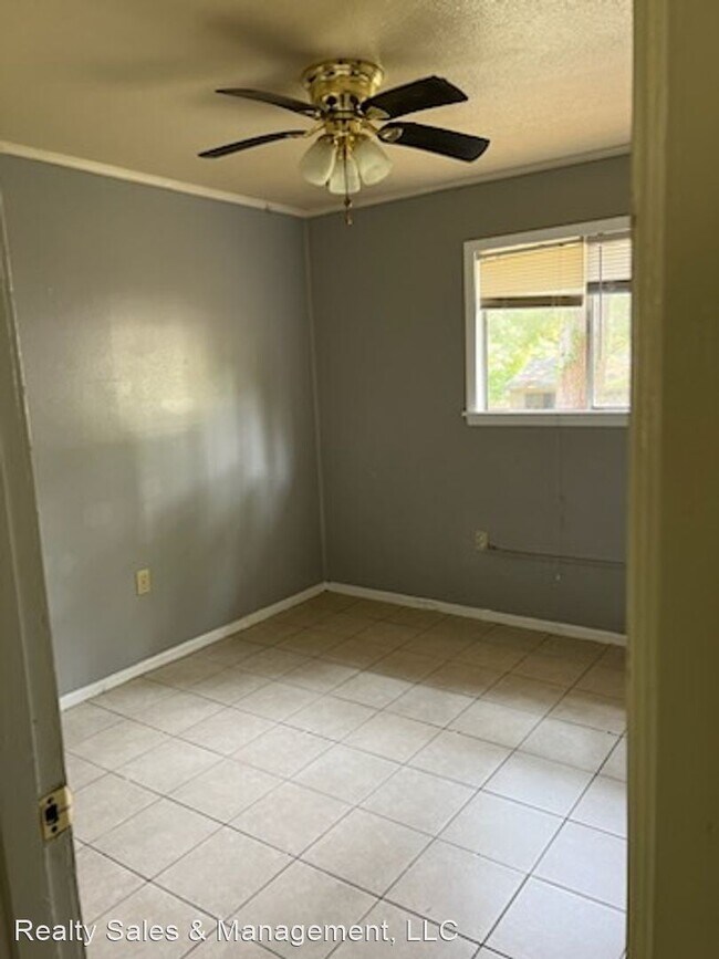Foto del edificio - 3 br, 1.5 bath House - 419 Queen Julianna ...