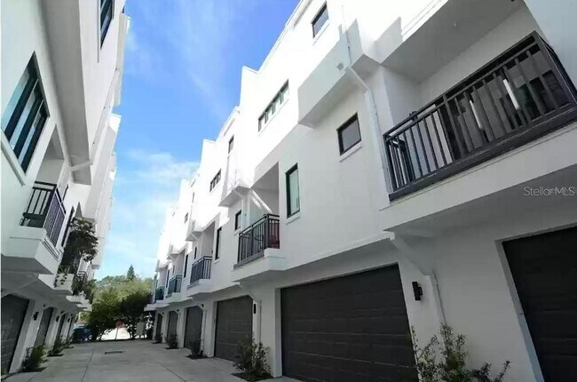 Foto del edificio - 350 S Osceola Ave