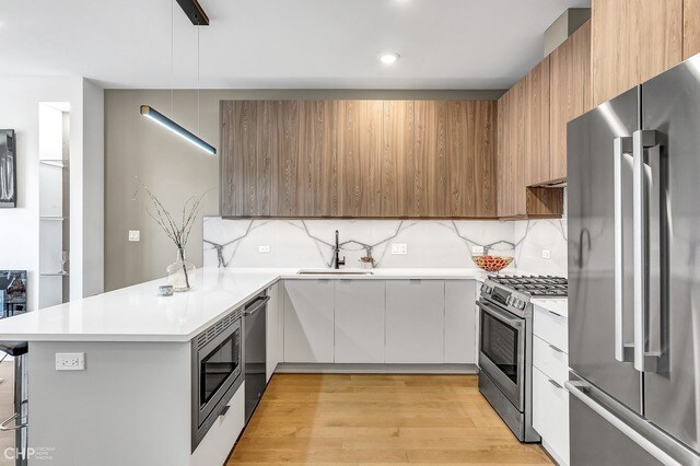 Foto del edificio - 4846 S St Lawrence Ave