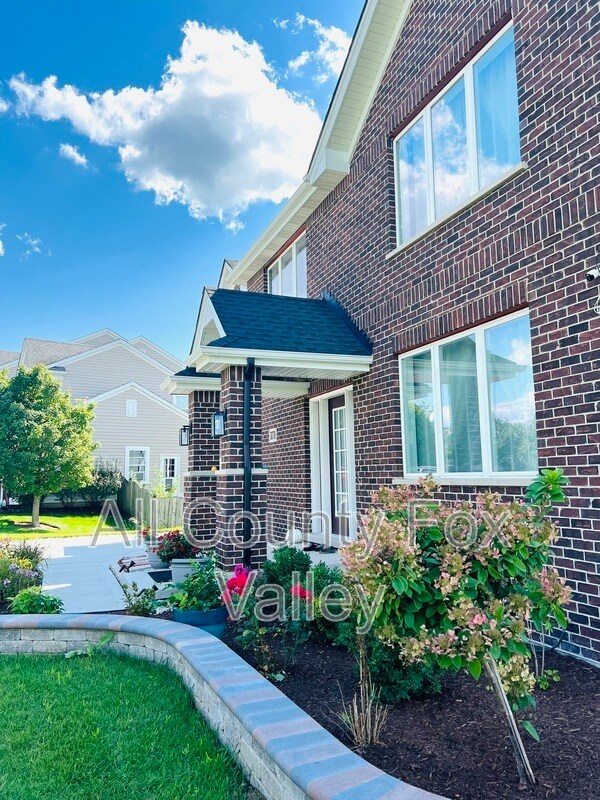 Foto del edificio - 3078 Longcommon Pkwy
