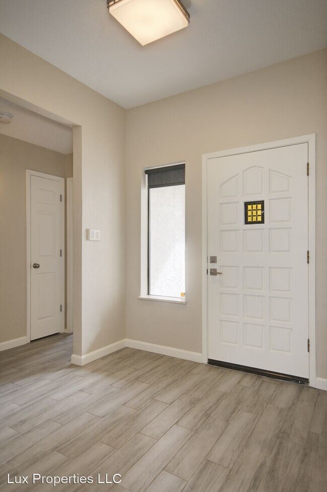 Building Photo - 3 br, 2 bath House - 9525 Bent Rd NE