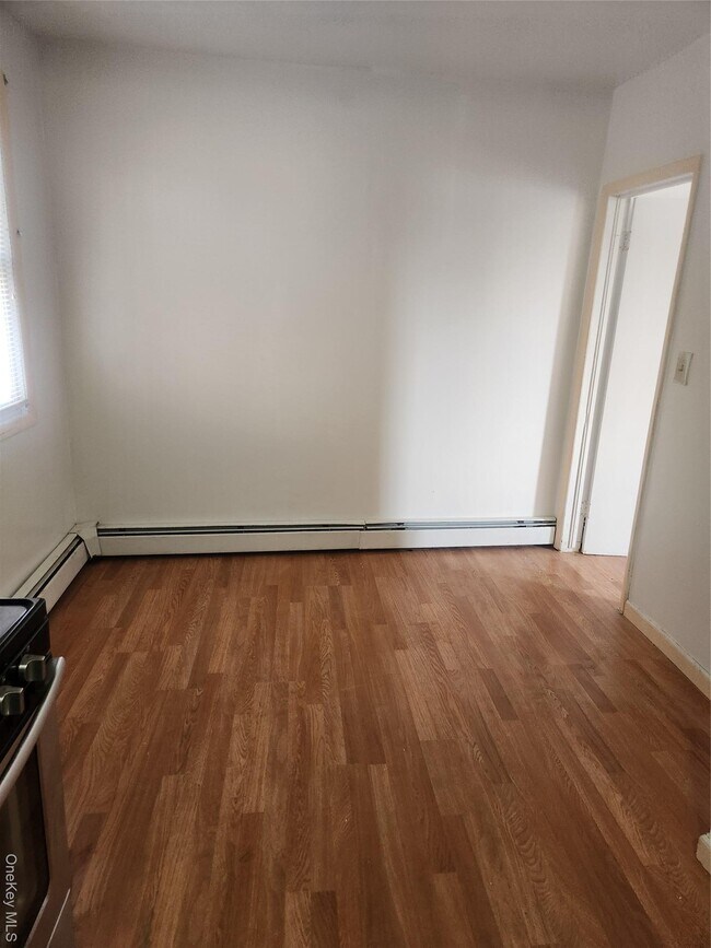 Foto del edificio - 61 Vineyard Ave