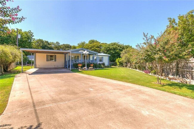 Foto del edificio - 3809 Lands End Ct